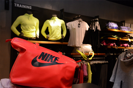 Nike ocupó un local de Garbarino Buenos Aires: ¿podría replicarse en Mendoza? - Noticias de Mendoza - Memo