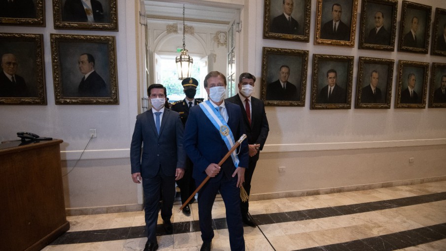 Dedicado a los valientes