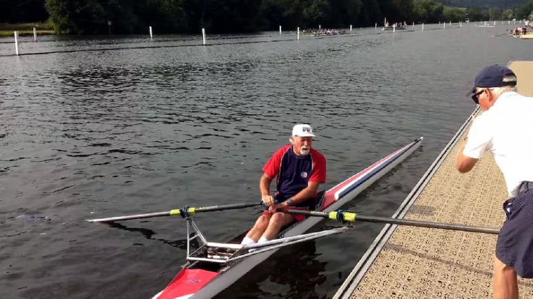 Federico Kahr sigue remando: la rica historia de un mendoaustríaco multifacético